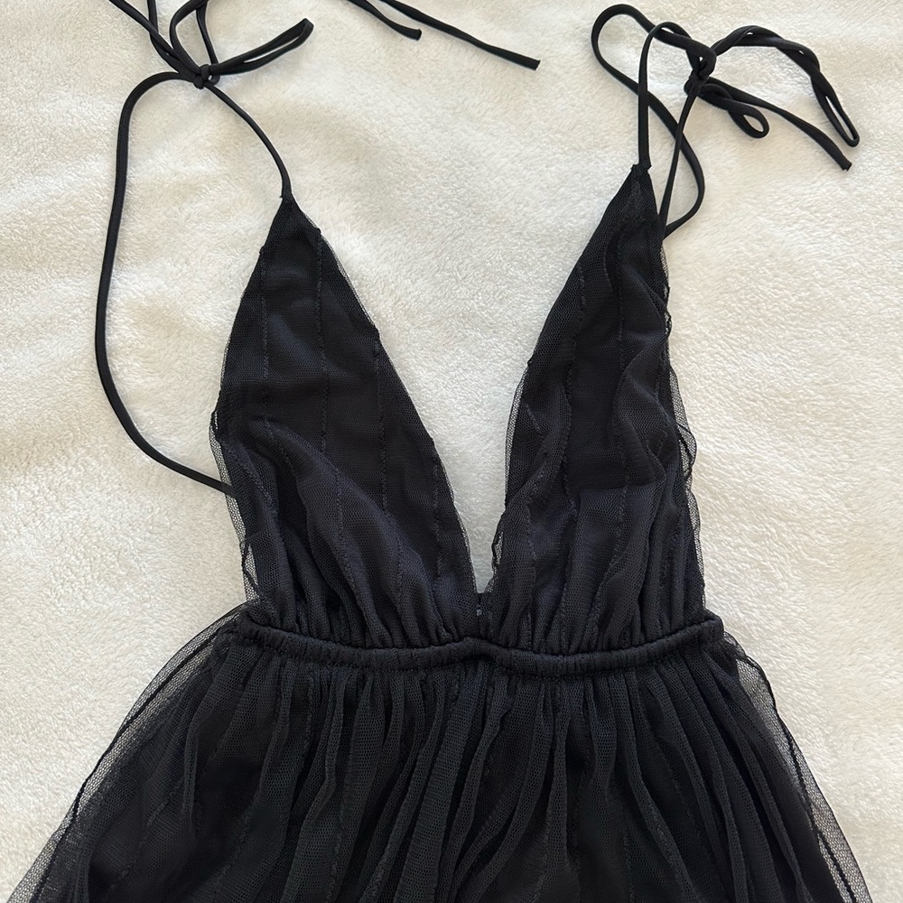 Elegant Black Sheer Lace Lingerie